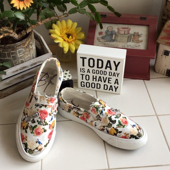 Blowfish Other - ‘Blowfish’ Floral Malibu Mariachi Slip-On Sneakers